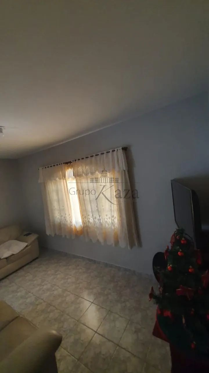 Casa Térrea em São José dos Campos - Foto 2