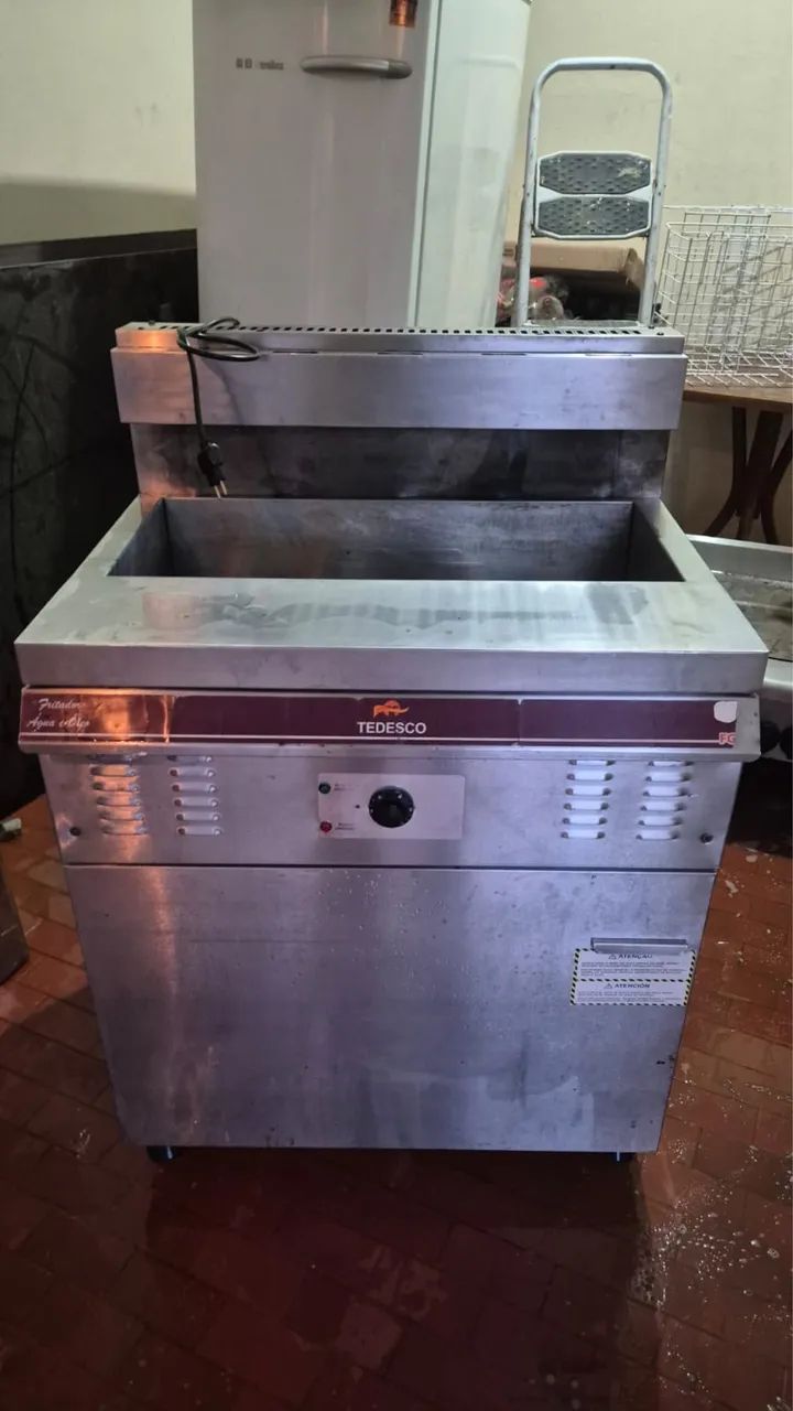 Fritadeira de inox a gás  - Foto 2