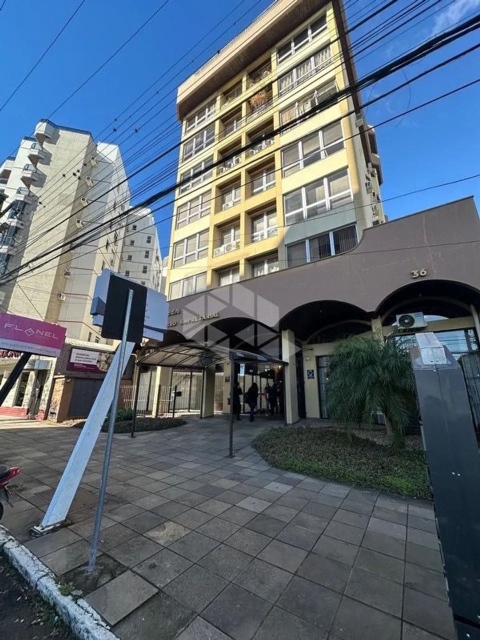Sala 42M² - para Alugar