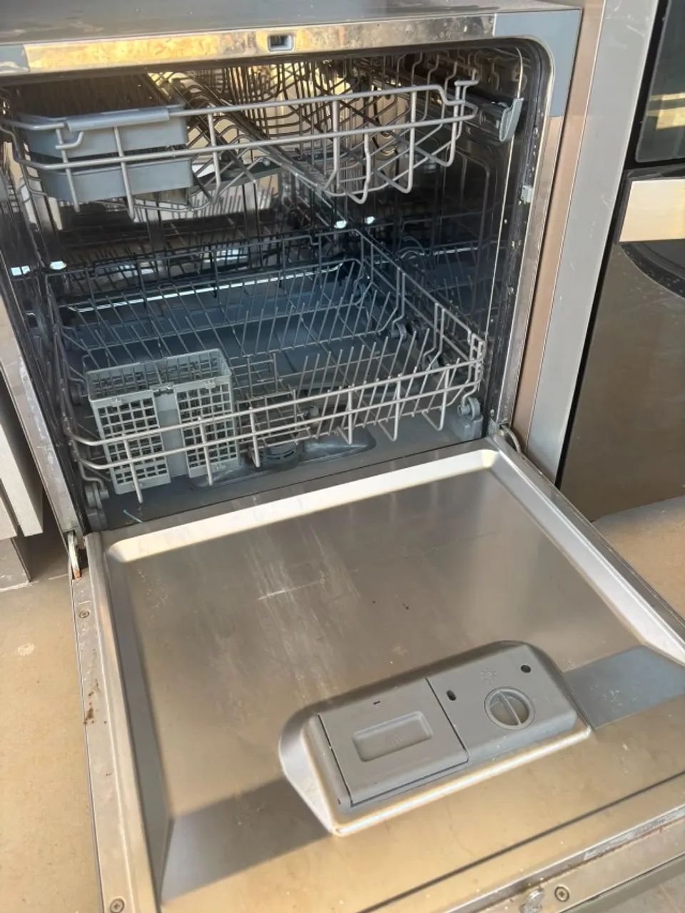 Lava-Louças Electrolux 8 Serviços Inox Compacta com Programa Eco (LE08S) - Foto 3
