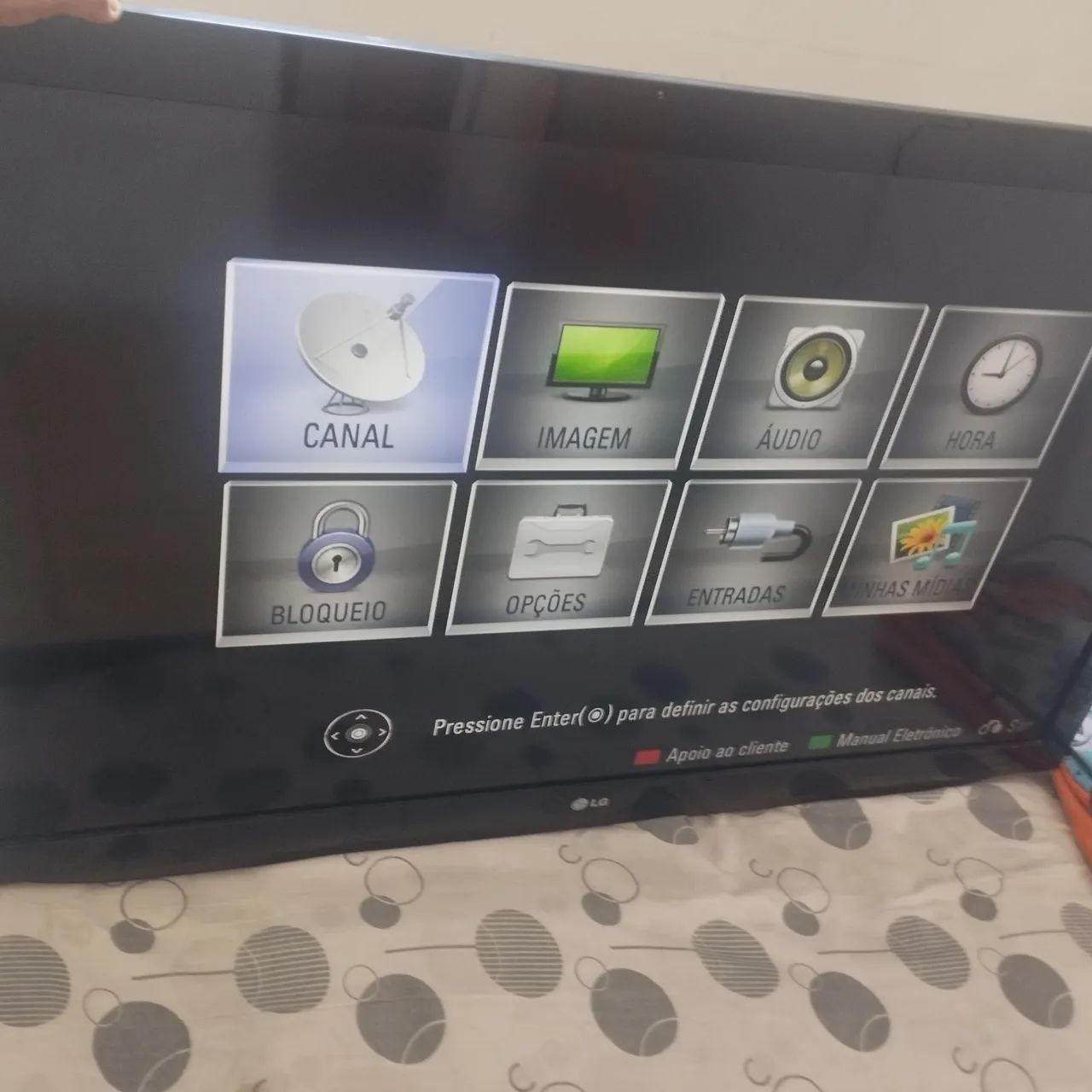 TV LG 47 Plasma  - Foto 2