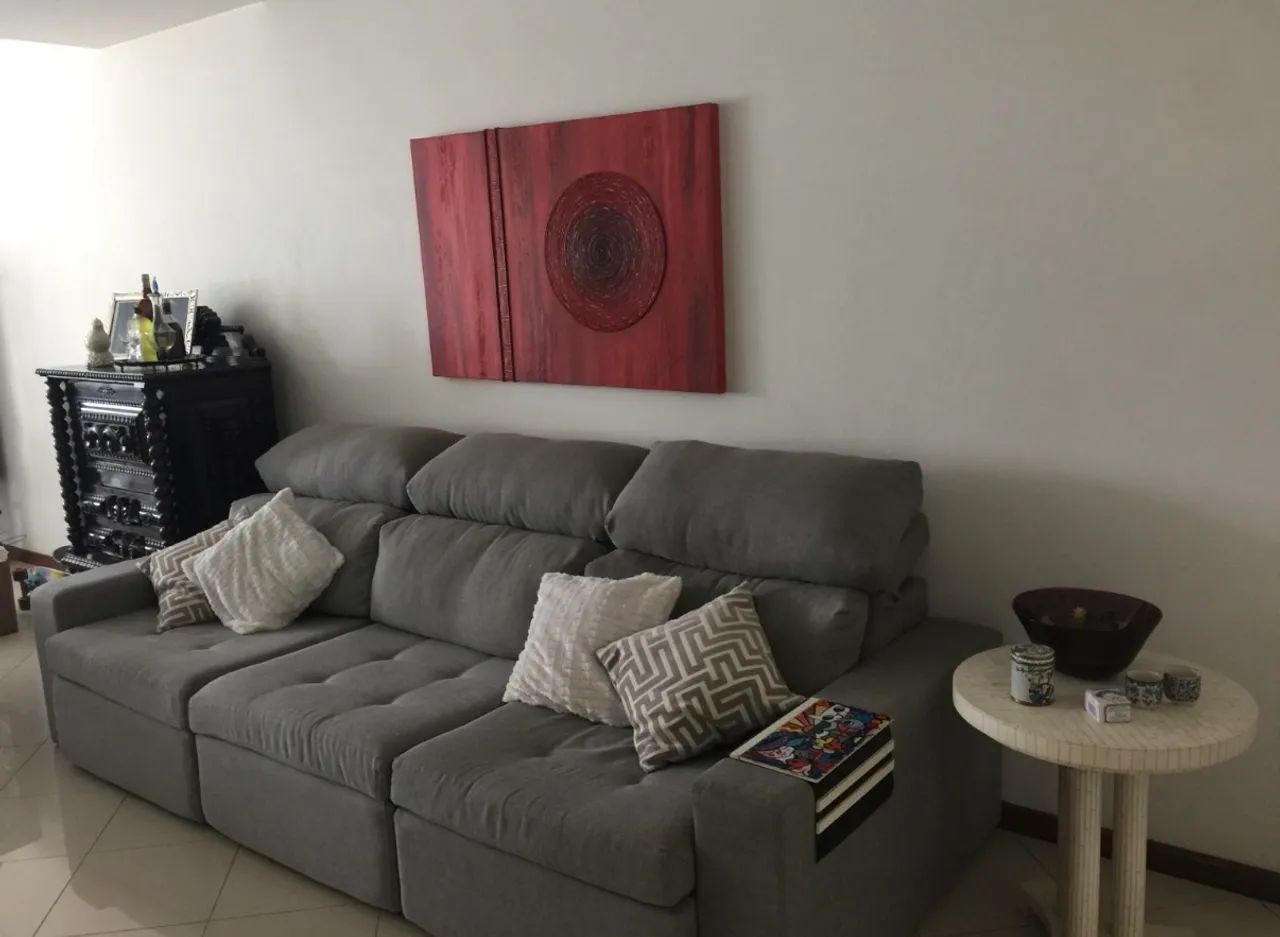 Sofá reclinável em linho luxuoso usado