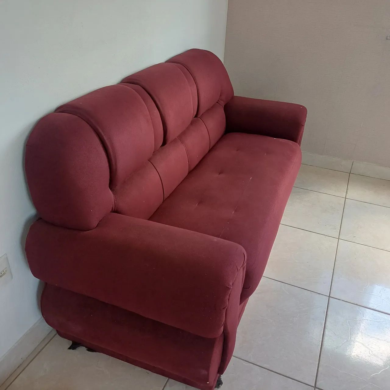 sofá 3 lugares - Foto 2