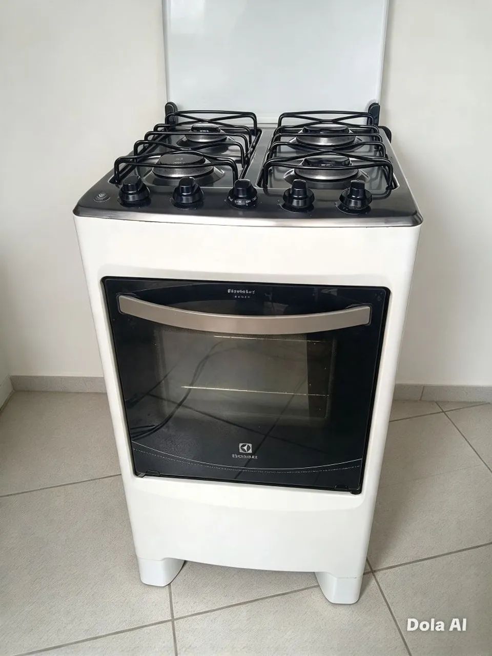 Fogão bem conservado 