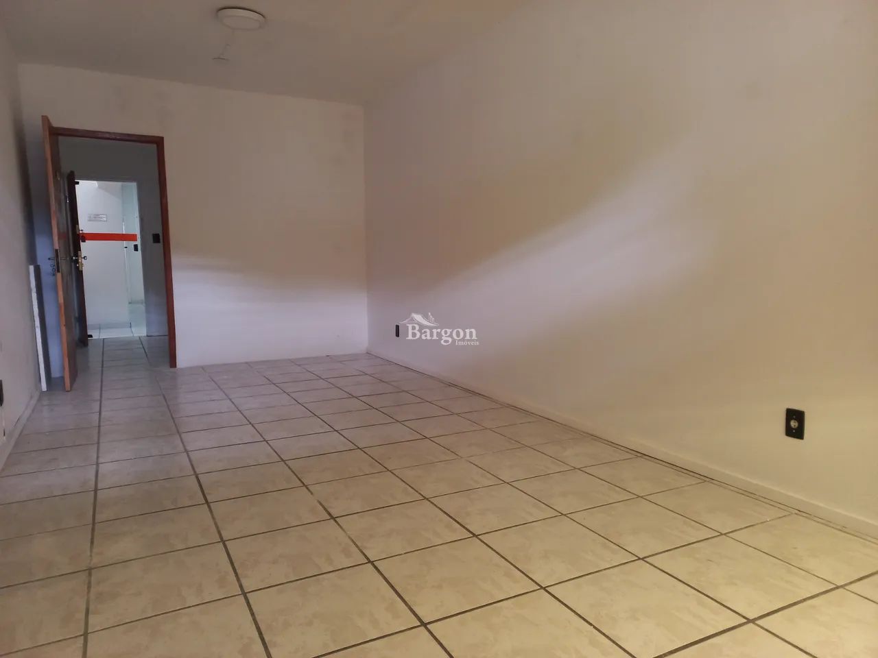Sala Comercial à venda no Edifício Golden Center no Centro de Juiz de Fora - Foto 3