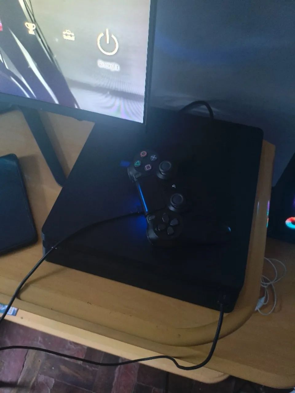 Ps4 Slim 1 terabyte com jogos - Foto 4