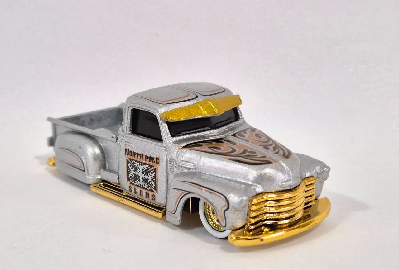 Hot Wheels Premium La Troca Holiday Rods Loose  - Foto 4