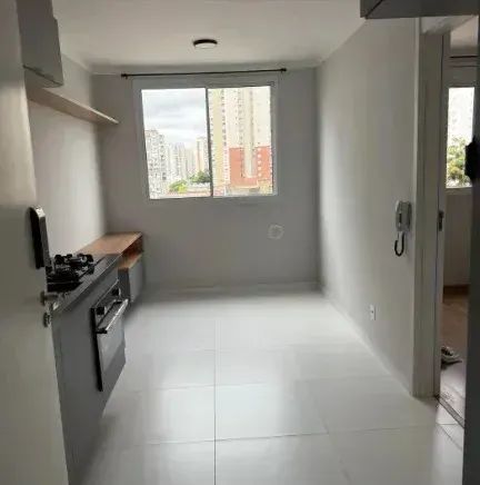 Apto 1 dorm com sala separado na rua Faustolo