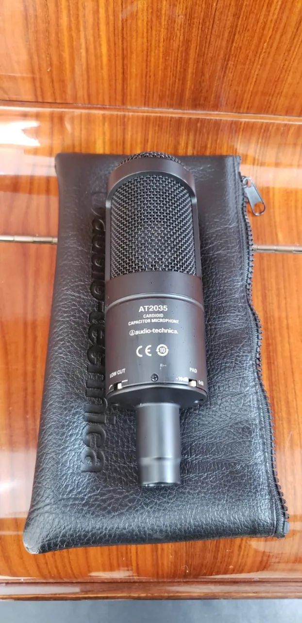 Microfone Condensador Audio-Technica AT2035 - Foto 2