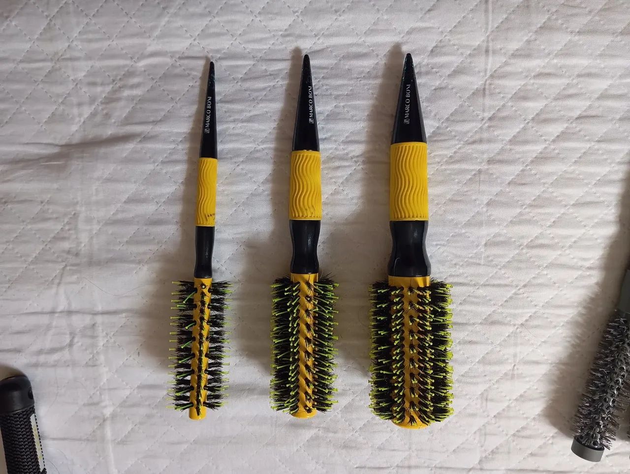 Kit escova Marco Boni thermical ceramic yellow - Foto 2