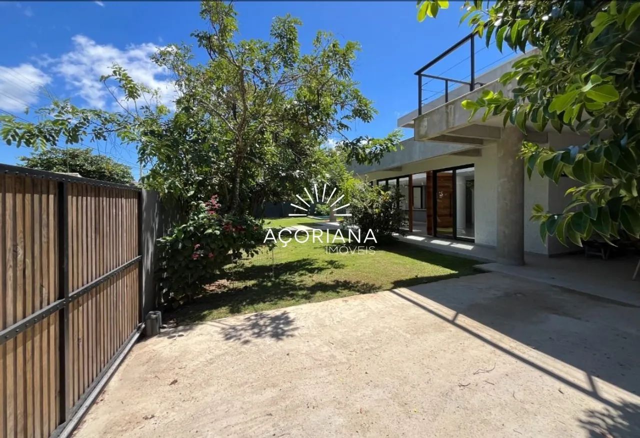Casa Semi Mobiliada à Venda no Campeche com 6 Quartos e 512 m² - Foto 3