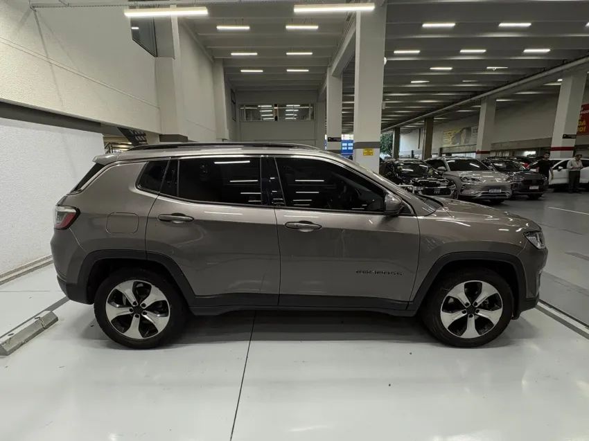 Jeep Compass Longitude 2.0 4X2 Flex 16V Aut. 2018 - Foto 5
