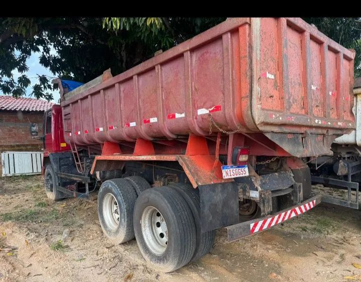Vendo caçamba 