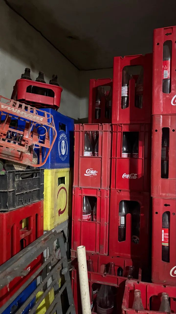 Grades de coca cola 1 litro completa 