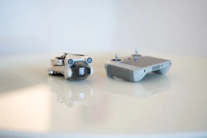 Drone Dji Mini 3 Pro, Rc (com Tela) Camera 4k (Usado) - Foto 2