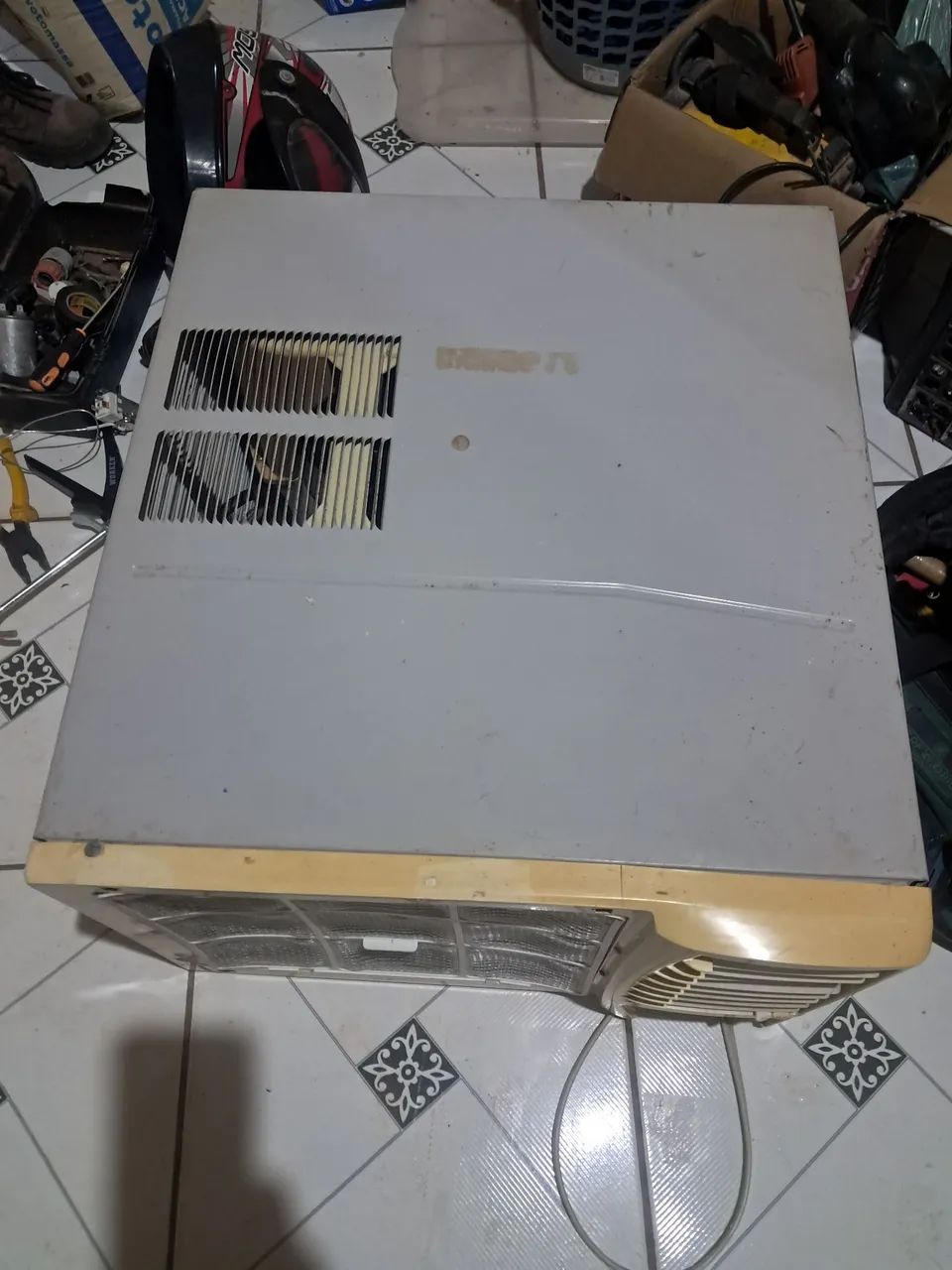 Ar  Springer de janela 10 mil btus 220 v