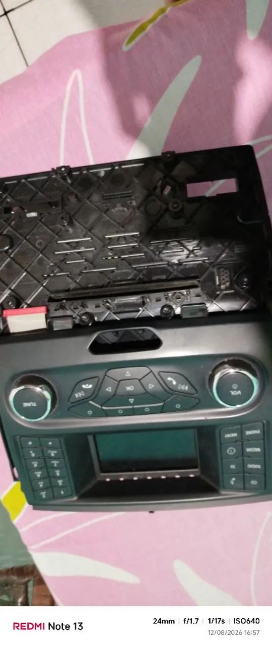 Vendo uma multimídia Panasonic/ para carro Ford  - Foto 4