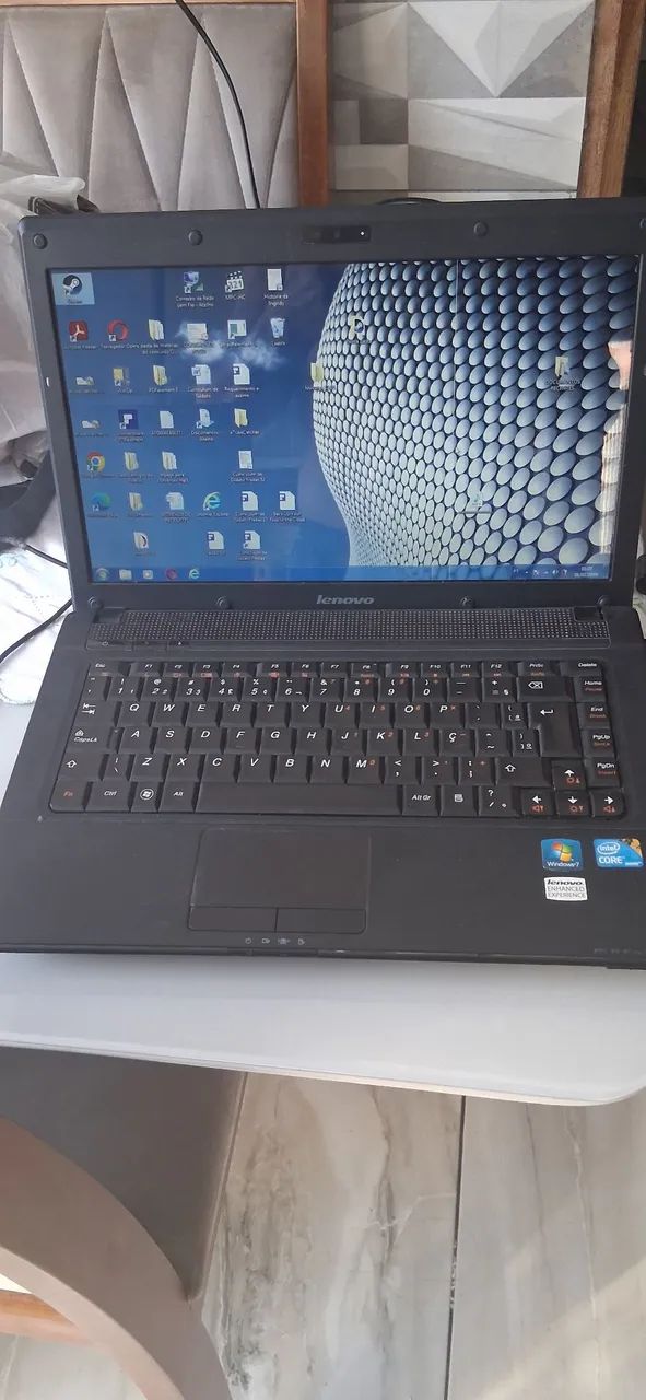 Vende se um Notebook Lenovo - Foto 3