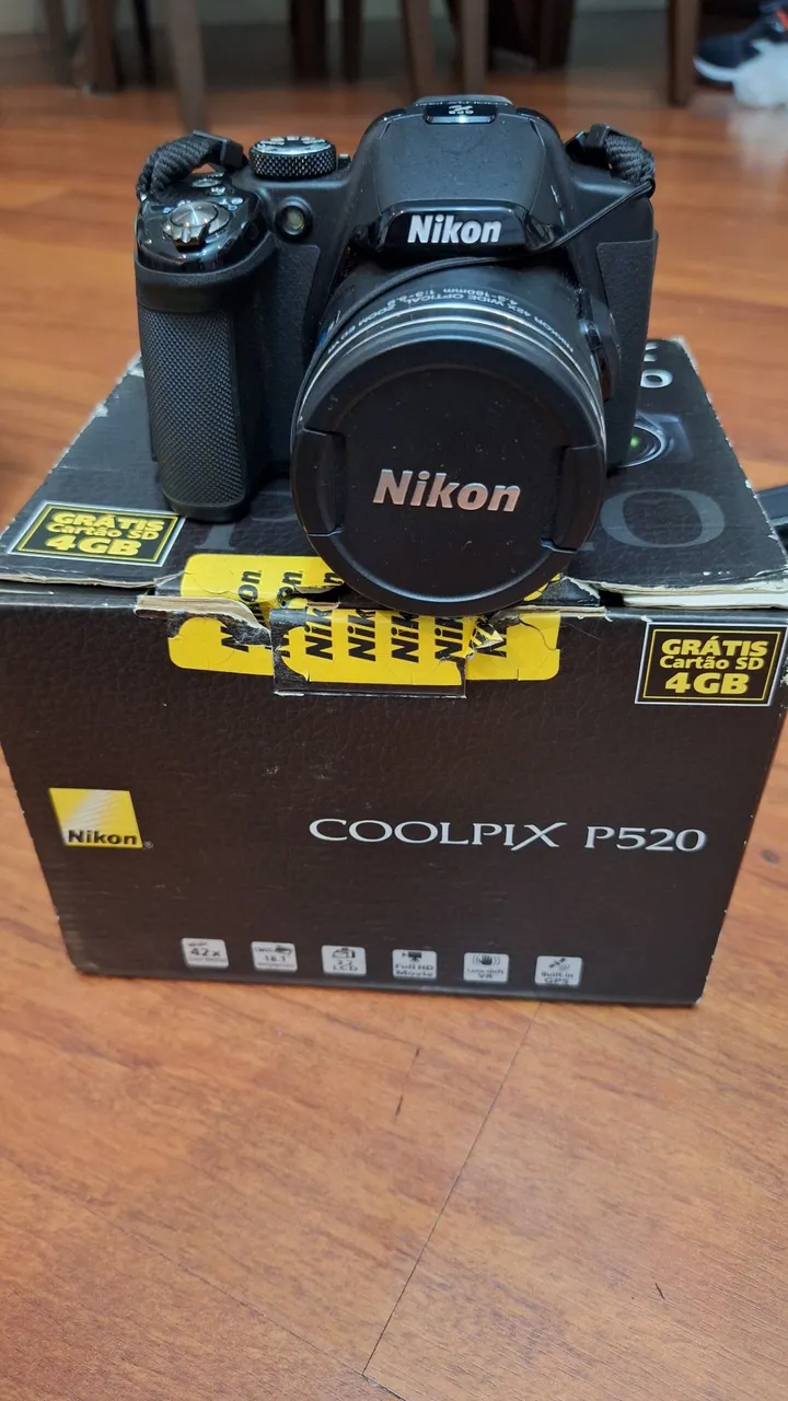 nikon coolpix p520