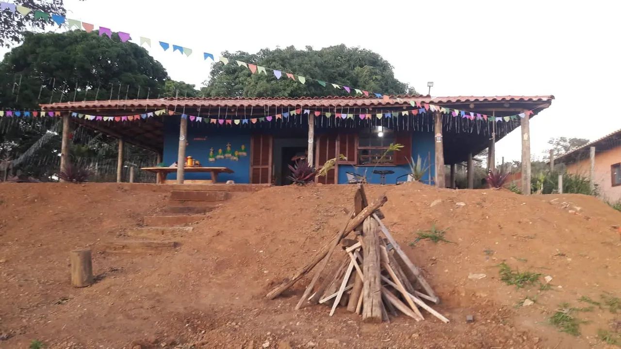 Venda Troca Casa com Piscina Bicas 