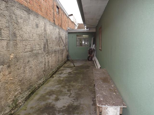 2 residências em excelente localização - Casa principal com 140m2 - Casa 02 com 60m2 - Foto 3