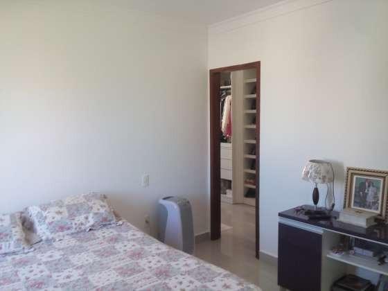 Excelente casa com ótimo acabamento em condomínio fechado com excelente área de lazer - Foto 7