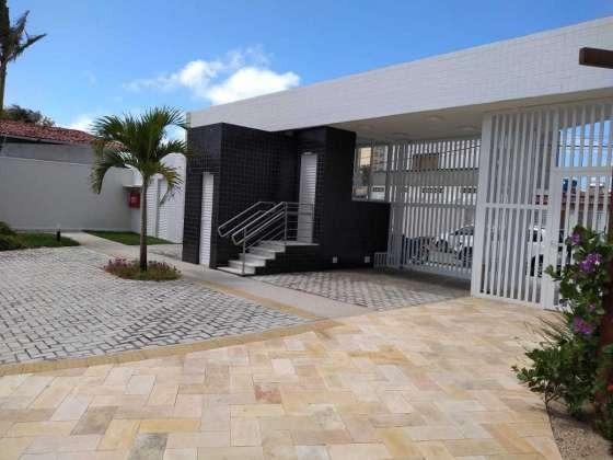 Vendo apartamento 3/4 sendo 1 suite todo porcelanato 2 vagas de garagem sombra total - Foto 2