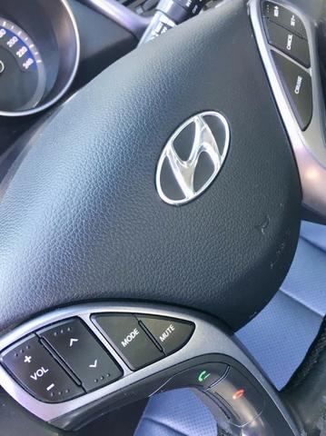 Hyundai i30 1.8 Top de linha Teto solar, Chave presença, Banco elétrico, ar digital - Foto 18