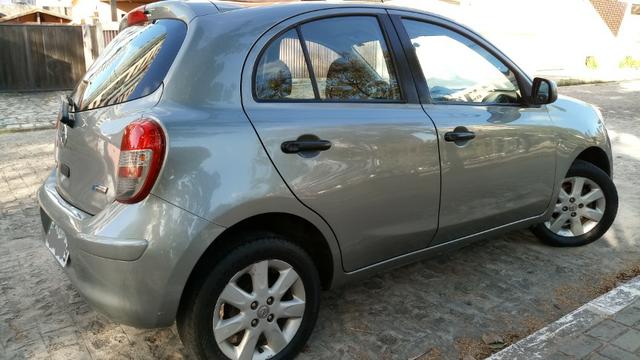 Vendo/Troco March 1.6 Novíssimo !!! - Foto 2