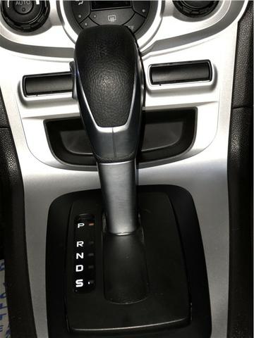 Ford New Fiesta Sedã PowerShift 1.6 2014 - Foto 9