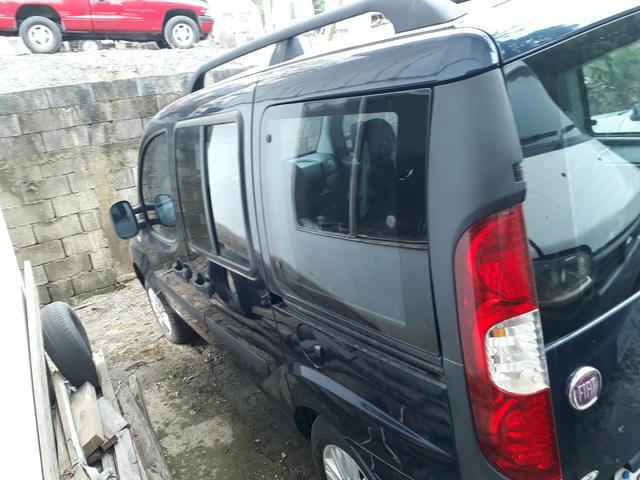 Fiat Doblo 1.4 6 lugares completa com GNV - Foto 4