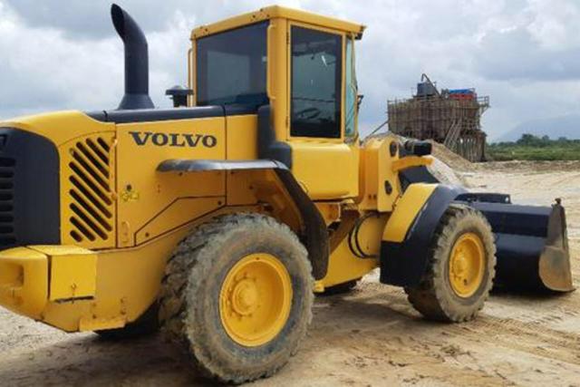 Pa carregadeira volvo L60 2007 - Foto 2