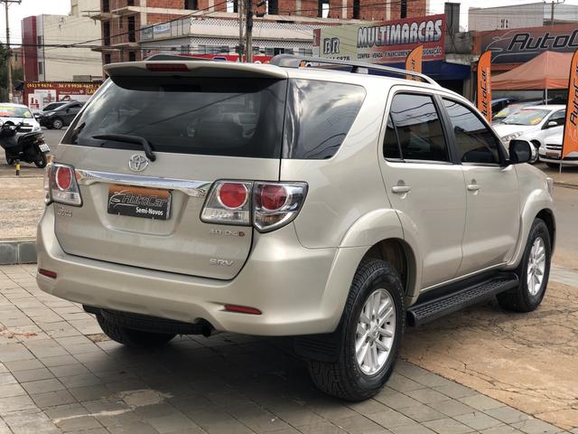 Hilux Sw4 3.0 Aut Diesel 7 lugares 2014 - Foto 6