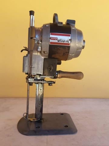 Máquina de corte industrial