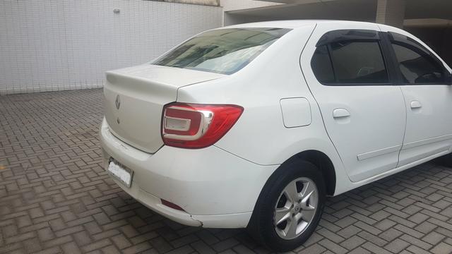 Renault Logan 1.6 Dynamique 2015 - Foto 6