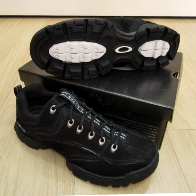 tenis oakley adventure