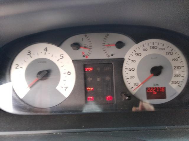 Renault Scenic 2.0 5P Mec. Ar Direção Trava Alarme Gnv G5 Man. Chave Reserva Seg. Dono - Foto 7