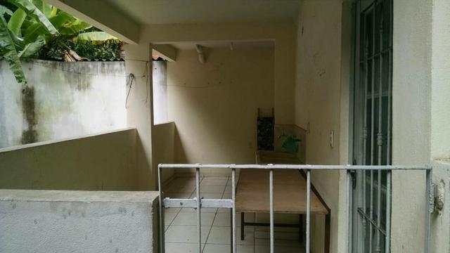 Casa com quintal e garagem no Açude II - Foto 2