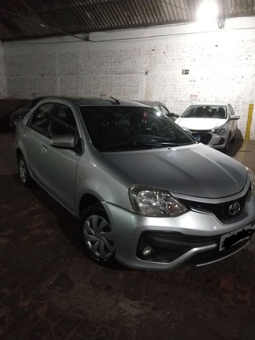 TOYOTA ETIOS XS