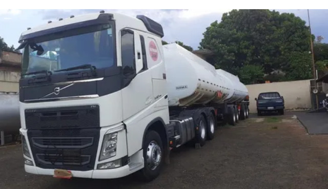 VOLVO FH 540 2016 COM DIVIDA