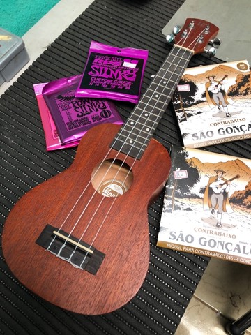 Ukulele deals soprano olx