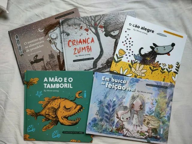 Coleção de livros ilustrados do k-drama It?s Okay to Not Be Okay. 
