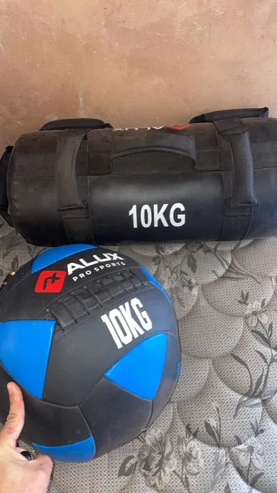 Par de Halteres de 10kg - Novos