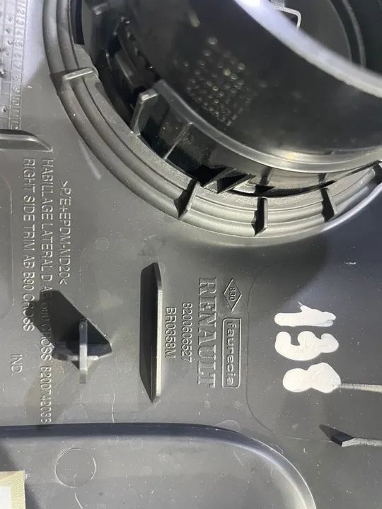 Moldura Difusor Direito Ar Renault Logan Sandero 2013 14 15 - Foto 3