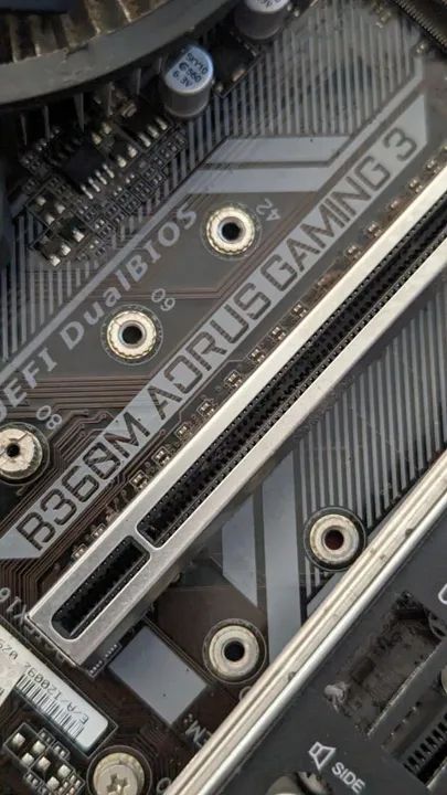 Kit Gamer Intel i5 9th + Aorus B360 Gaming 3 - Foto 3