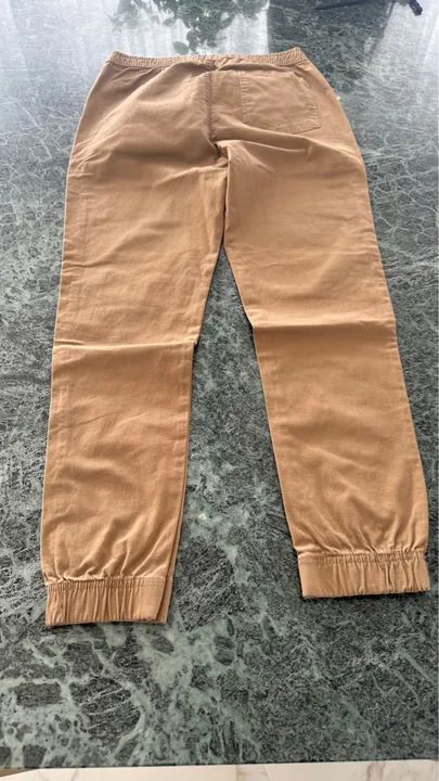 Calça jogger bege - Foto 2