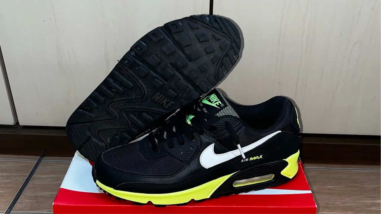 Tenis Nike Air Max 90 Preto Verde Fluo Tamanho 41 Calcados Conceicao Londrina 1340975266 OLX