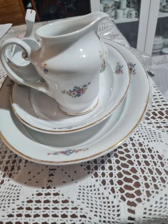 Kit de  Porcelana com 5 peças.  - Foto 4