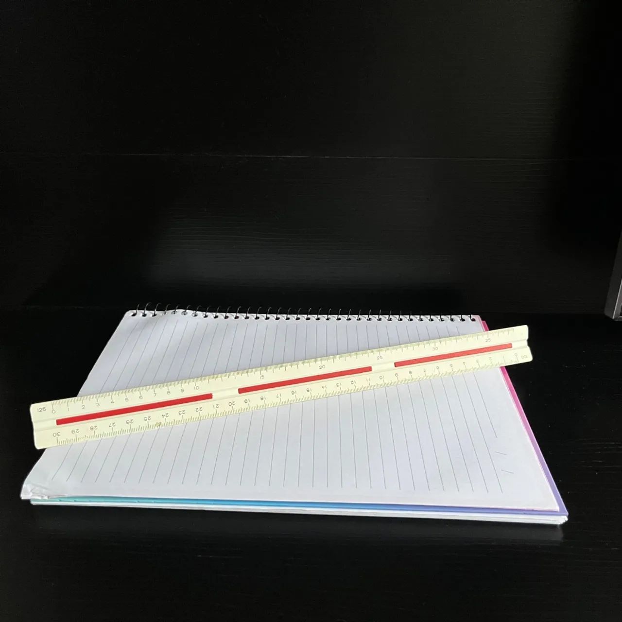 Régua Escalímetro Triangular - TRIDENT