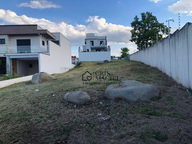 Terreno à venda no Condomínio Piemonte em Indaiatuba/SP.